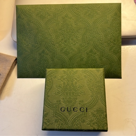 GUCCI BEE RING - FULL SET - Picture 4 of 7